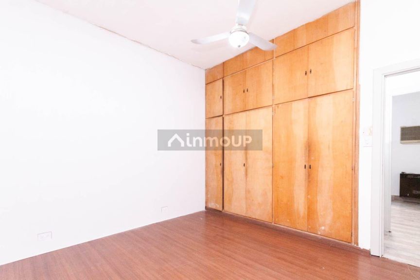 P H en Venta en Lomas de Zamora, G.B.A. Zona Sur