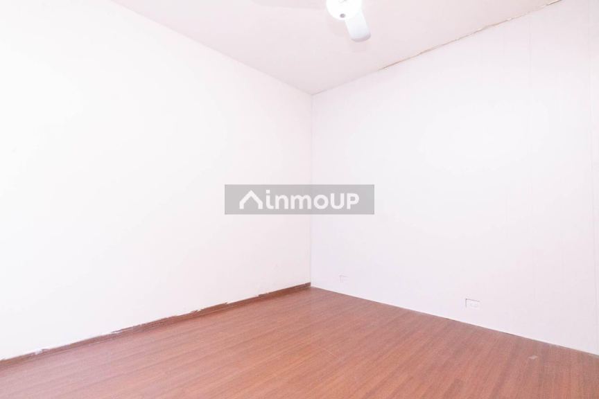 P H en Venta en Lomas de Zamora, G.B.A. Zona Sur