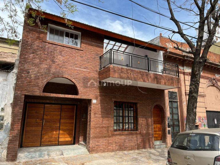 P H en Alquiler en Almagro, Capital Federal