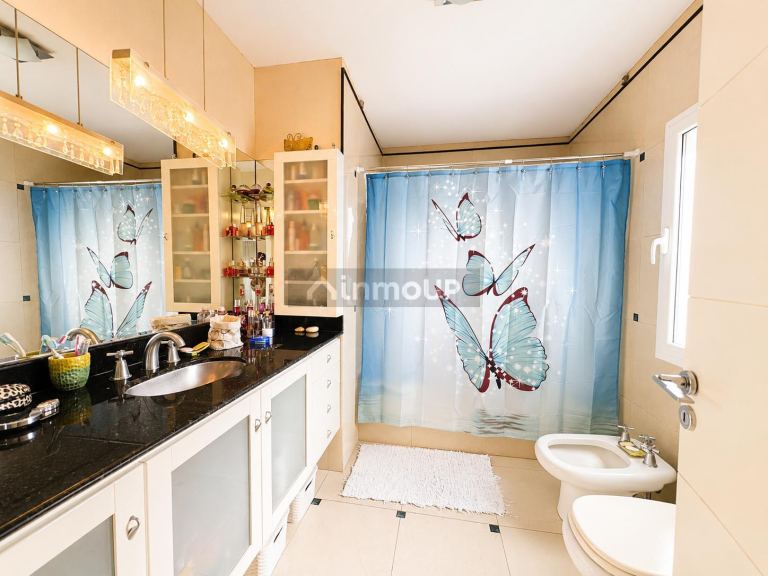 Casa en Venta en Malvinas Argentinas, G.B.A. Zona Norte
