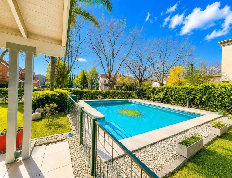 Casa en Venta en Malvinas Argentinas, G.B.A. Zona Norte