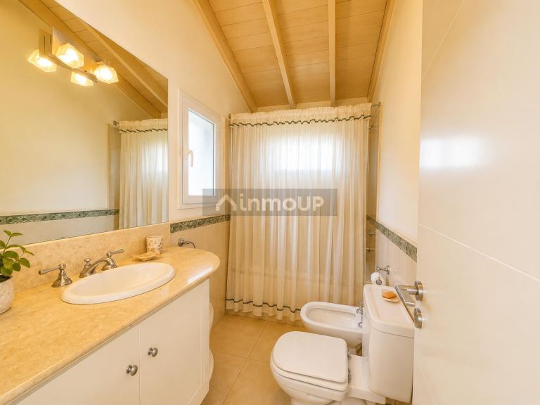 Casa en Venta en Malvinas Argentinas, G.B.A. Zona Norte