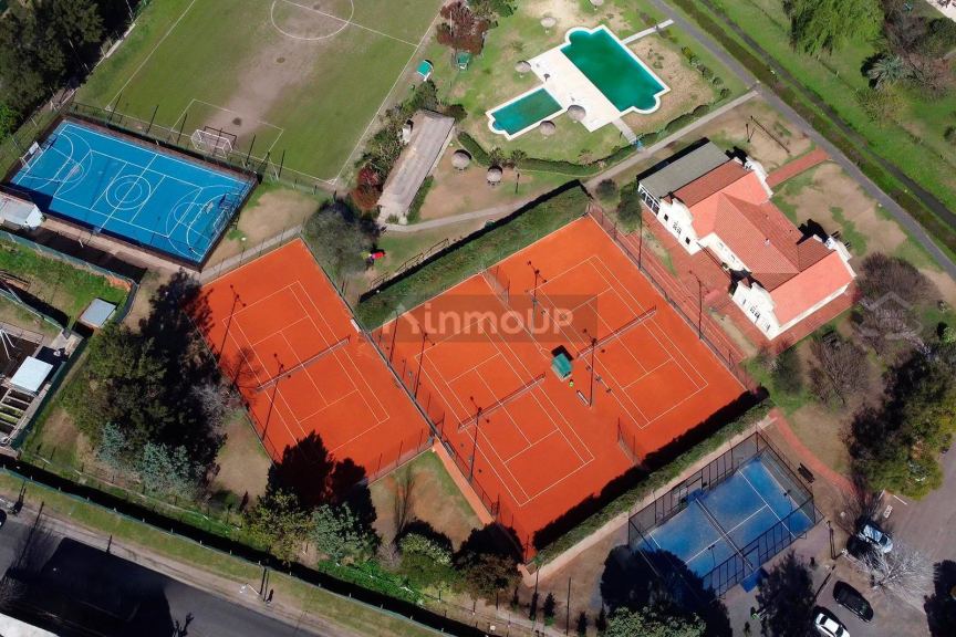 Casa en Venta en Malvinas Argentinas, G.B.A. Zona Norte