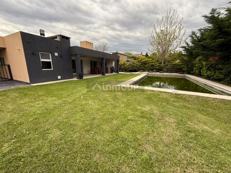 Casa en Venta en Campana, G.B.A. Zona Norte - USD 235.000 | Inmoup - 35