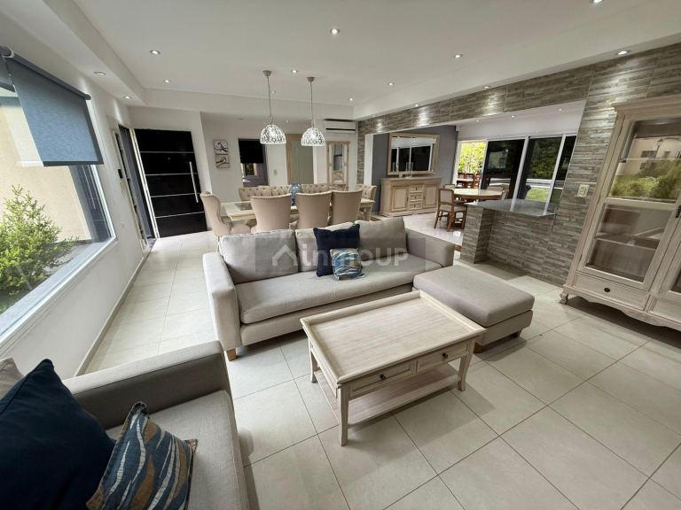Casa en Venta en Campana, G.B.A. Zona Norte - USD 235.000 | Inmoup - 7