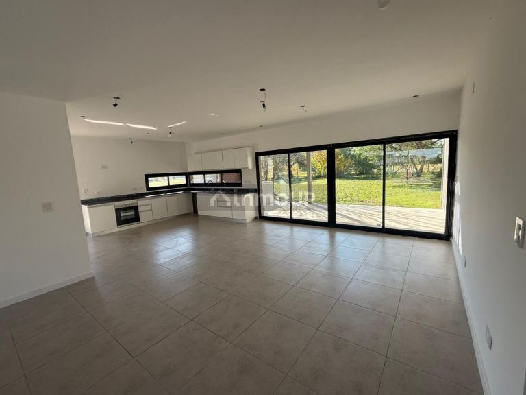 Casa en Venta en Pilar, G.B.A. Zona Norte