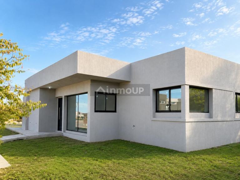Casa en Venta en Pilar, G.B.A. Zona Norte