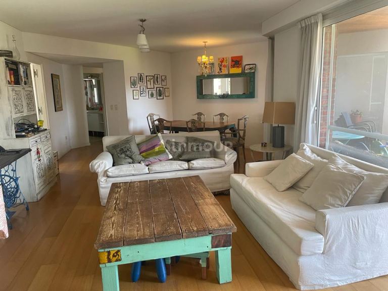 Departamento en Venta en San Isidro, G.B.A. Zona Norte