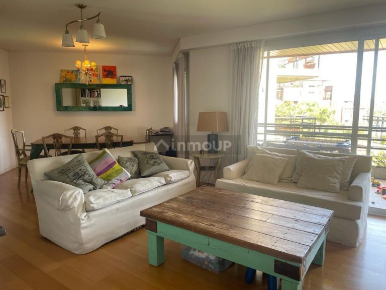 Departamento en Venta en San Isidro, G.B.A. Zona Norte
