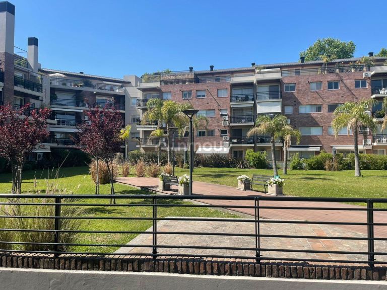 Departamento en Venta en San Isidro, G.B.A. Zona Norte