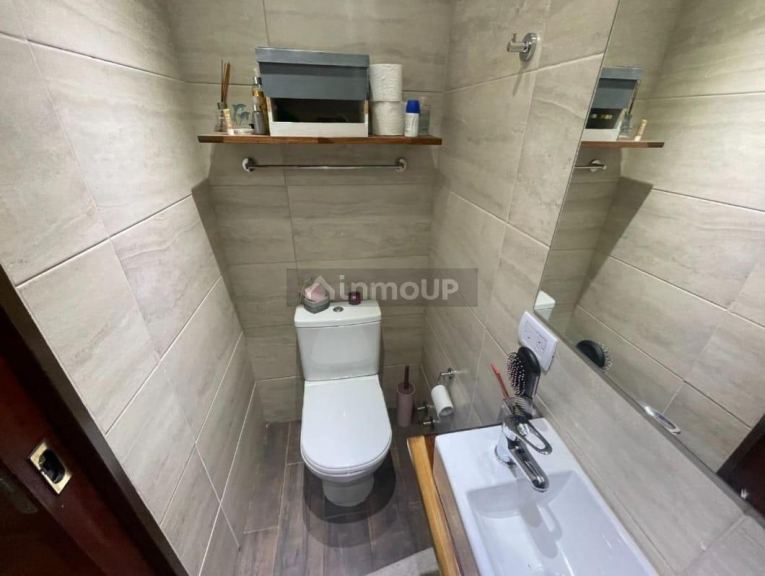 P H en Venta en Avellaneda, G.B.A. Zona Sur