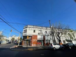 P H en Venta en Avellaneda, G.B.A. Zona Sur