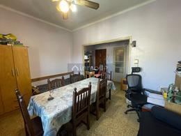 P H en Venta en Avellaneda, G.B.A. Zona Sur