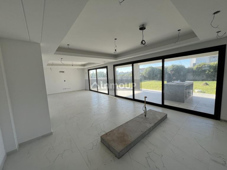 Casa en Venta en Berazategui, G.B.A. Zona Sur