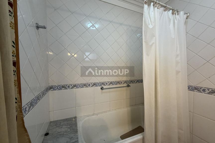 Casa en Venta en Villa Pueyrredon, Capital Federal