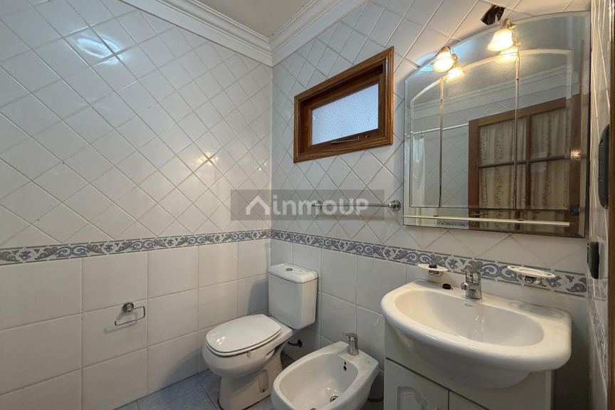 Casa en Venta en Villa Pueyrredon, Capital Federal