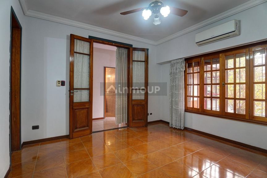 Casa en Venta en Villa Pueyrredon, Capital Federal