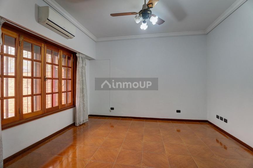 Casa en Venta en Villa Pueyrredon, Capital Federal