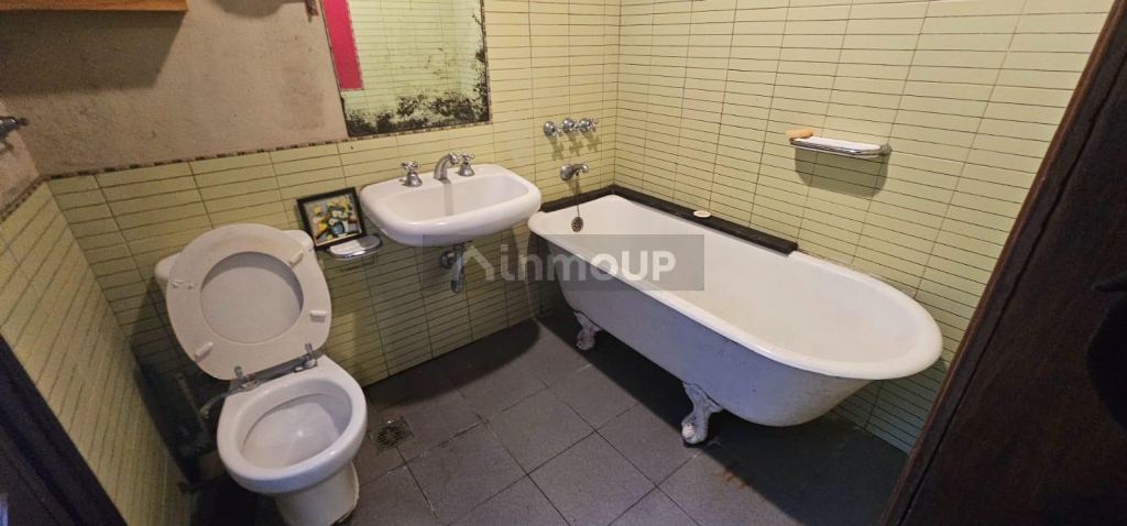 P H en Venta en Villa Luro, Capital Federal