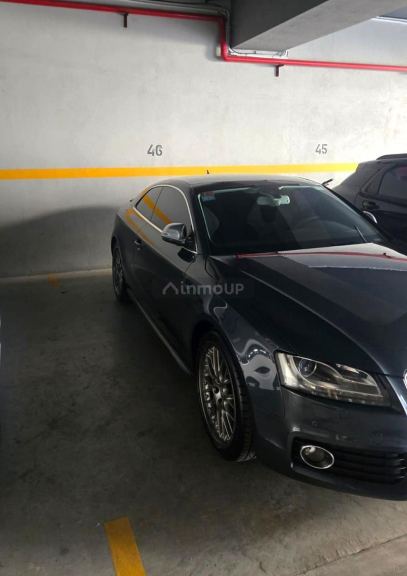 Cochera en Venta en Monserrat, Capital Federal