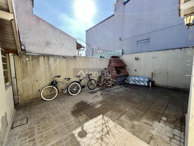 Casa en Venta en Moron, G.B.A. Zona Oeste