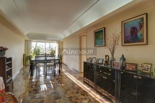 Villa Crespo Loyola  al 400