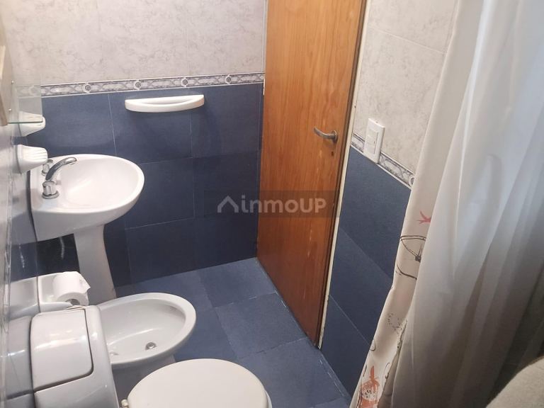 P H en Venta en La Matanza, G.B.A. Zona Oeste - USD 55.000 | Inmoup - 24