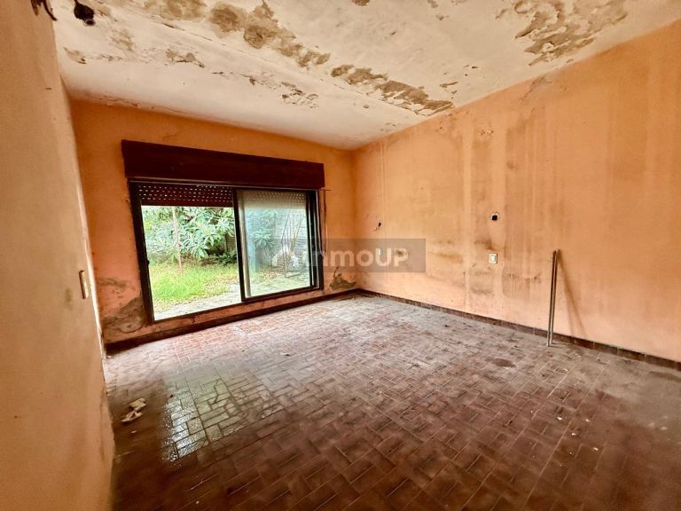 Casa en Venta en Tres de Febrero, G.B.A. Zona Oeste