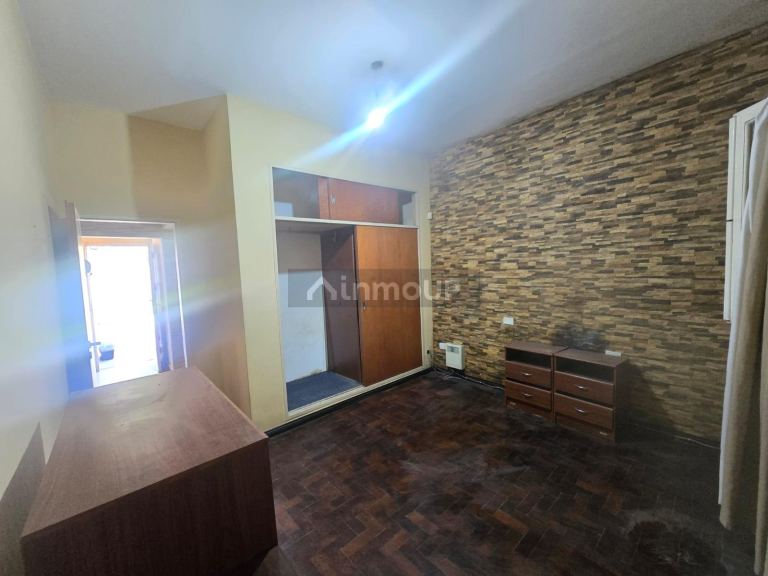 Casa en Venta en Moron, G.B.A. Zona Oeste