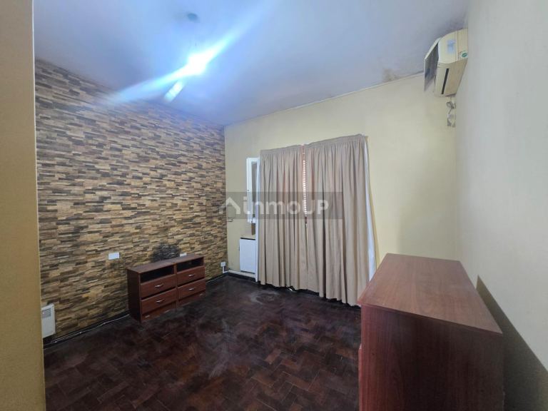 Casa en Venta en Moron, G.B.A. Zona Oeste