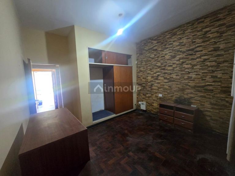 Casa en Venta en Moron, G.B.A. Zona Oeste