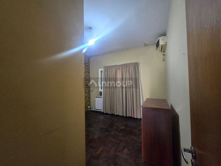 Casa en Venta en Moron, G.B.A. Zona Oeste