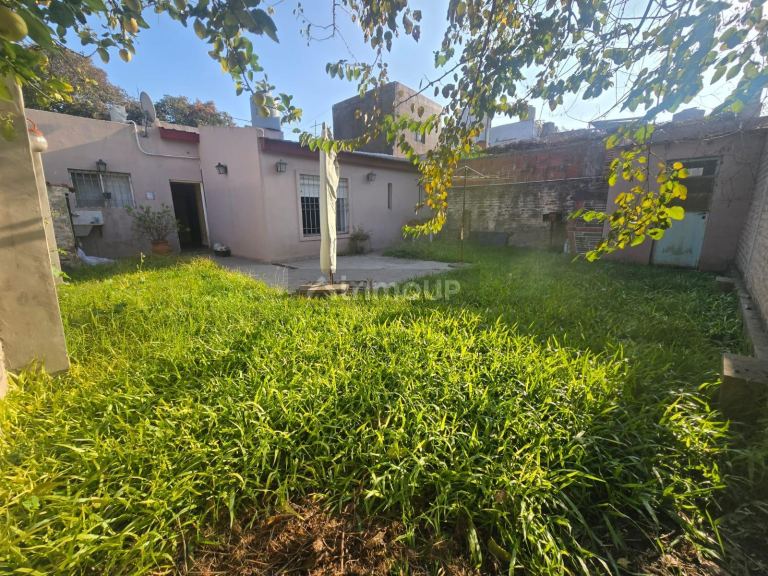 Casa en Venta en Moron, G.B.A. Zona Oeste