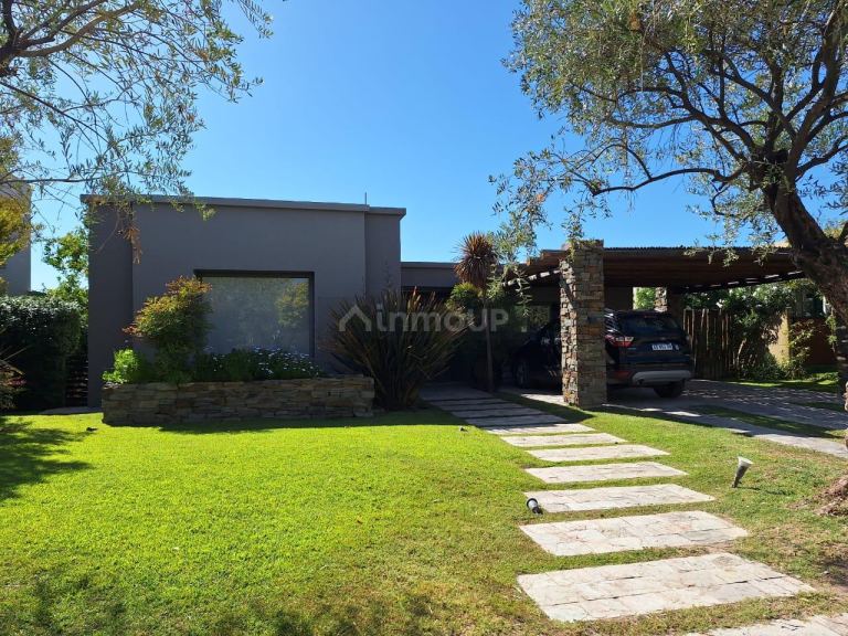 Casa en Alquiler en Lujan de Cuyo, Mendoza