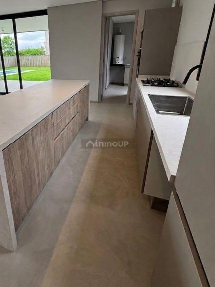 Casa en Alquiler en Lujan de Cuyo, Mendoza