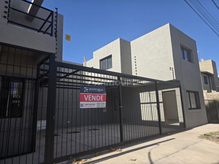 Duplex en Venta en Lujan de Cuyo, Mendoza