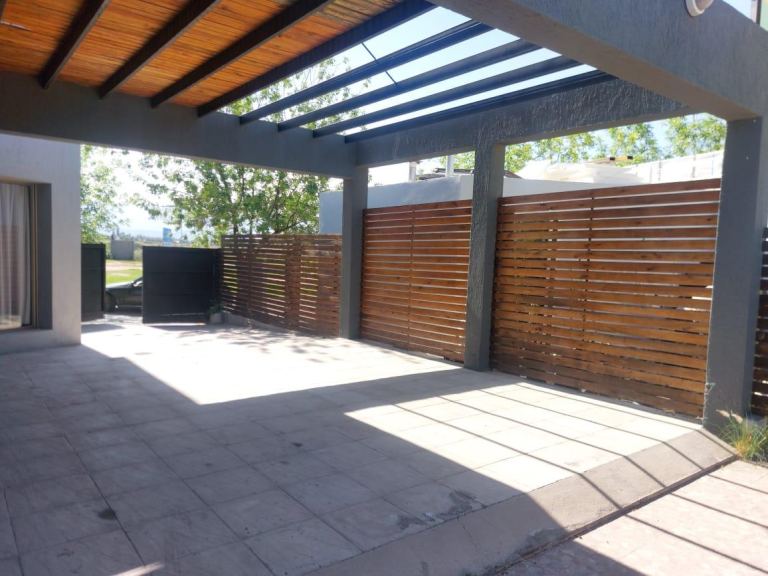 Casa en Alquiler en Maipu, Mendoza