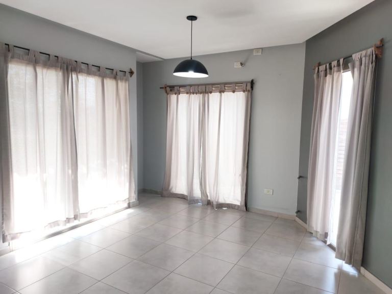 Casa en Alquiler en Maipu, Mendoza