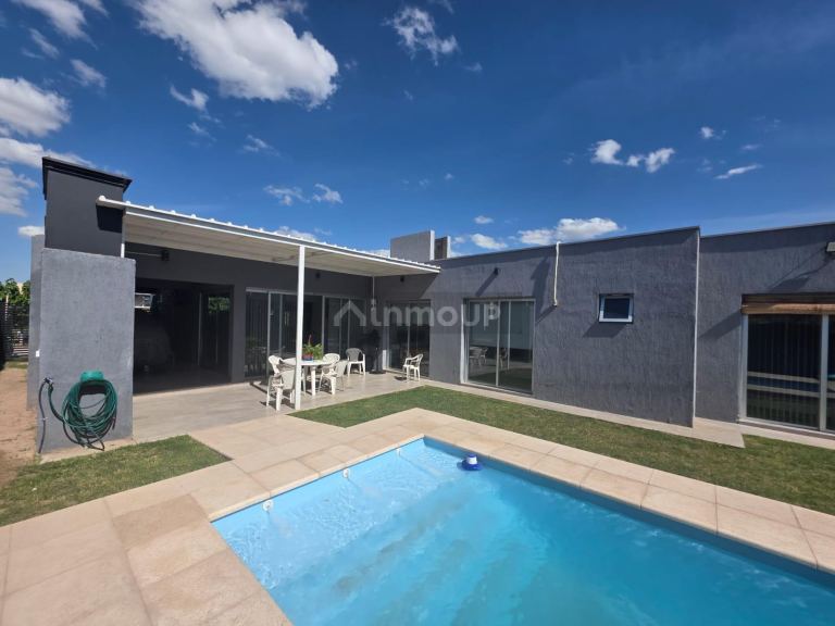 Casa en Venta en Maipu, Mendoza
