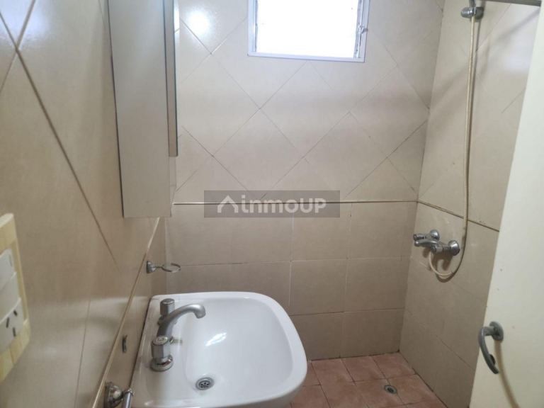 Casa en Venta en Godoy Cruz, Mendoza - USD 130.000 | Inmoup - 8