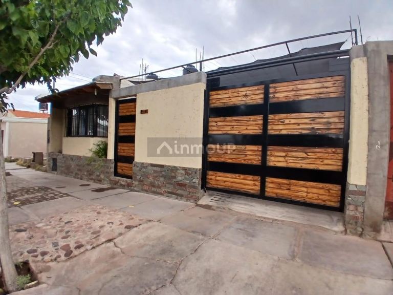 Casa en Alquiler en Maipu, Mendoza