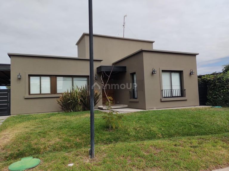 Casa en Venta en Maipu, Mendoza