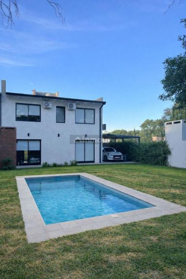 Casa en Venta en Funes, Santa Fe