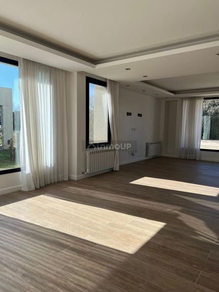 Casa en Venta en Funes, Santa Fe - USD 980.000 | Inmoup - 8