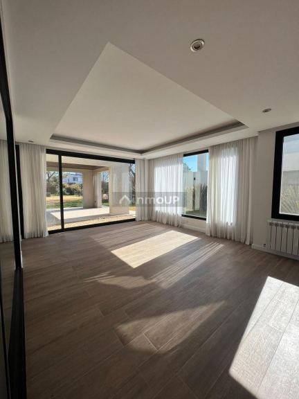 Casa en Venta en Funes, Santa Fe - USD 980.000 | Inmoup - 7