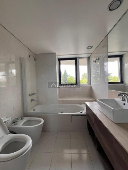 Departamento en Alquiler en Rosario, Santa Fe