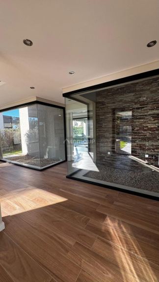 Casa en Venta en Funes, Santa Fe
