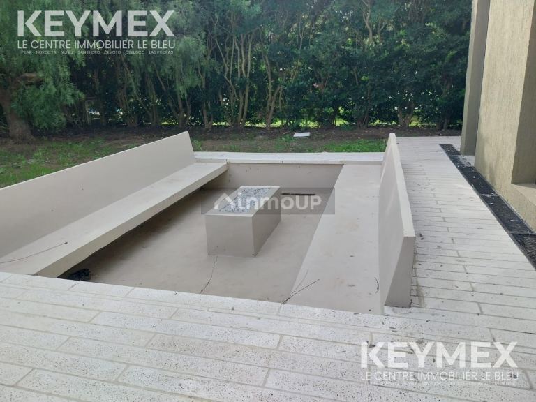 Casa en Venta en San Vicente, G.B.A. Zona Sur