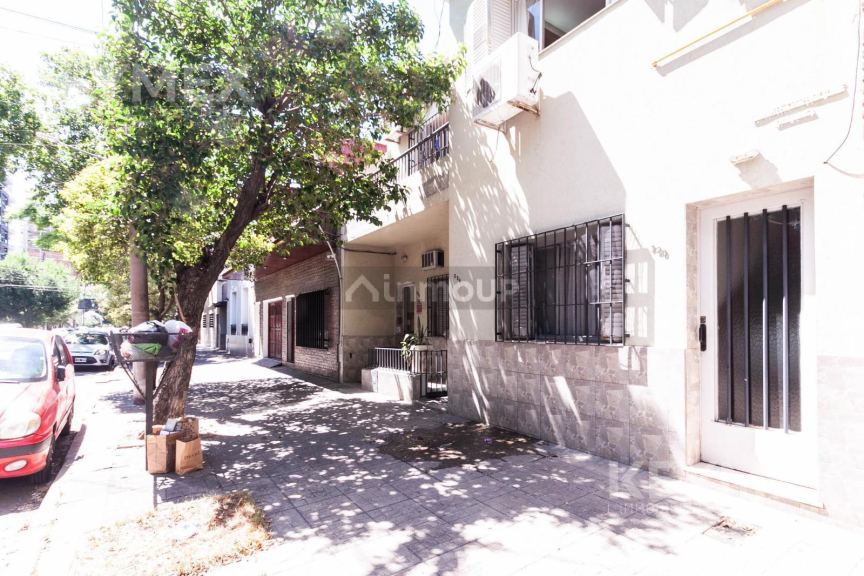 P H en Venta en Lanus, G.B.A. Zona Sur