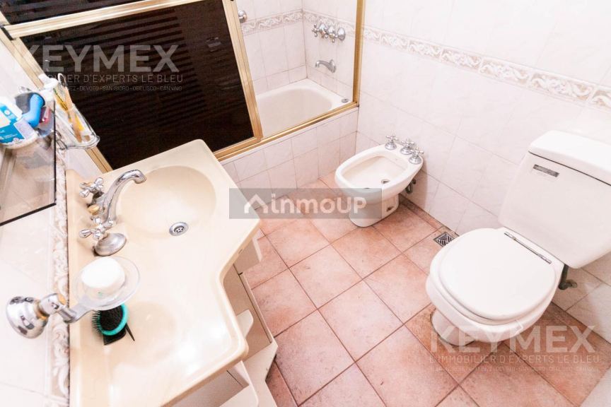 P H en Venta en Lanus, G.B.A. Zona Sur